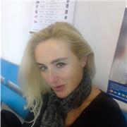 Laureata in lingue e letteraeute straniere col massimo sei voti , diploma di maturità ro lezioni private di Italiano a bambini stranieri che hanno bisogno di supporto nell'apprendimento della lingua 
e ripestizioni /aiuto nello svolgimento dei compiti di