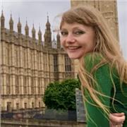 Classes d'anglés, rus, alemany, català, castellà tots nivells per a tots edats. Mètode individual adaptat per a cada alum