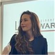 Offro lezioni a studentesse e studenti di scuole medie e scuole superiori. Ho competenza della lingua italiana, inglese e francese