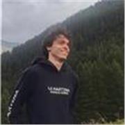 Diplomato al liceo classico Bartolomeo Zucchi e studente del Politecnico di Milano offre ripetizioni di matematica e latino