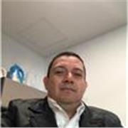Maestro, consultor empresarial y coach. Profesional con MBA en marketing y con mas de 20 años experiencia practica