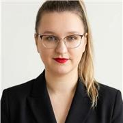 Erfahrene Master-Absolventin bietet motivierenden Englisch- und Japanischunterricht für Kinder sowie Anfänger an.