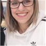 Sono Laureata in scienze dell'educazione, ho un diploma in lingue e mi piacerebbe intraprendere questa professione