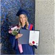 English tutor teaches for students of all ages