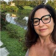 Debora Villa