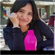 Profesora de Lengua imparte clases a niños y adolescentes