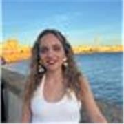 GRADUADA EN FÍSICA IMPARTE MATERIAS DE CIENCIAS DESDE ESO HASTA UNIVERSIDAD
