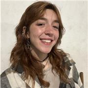 Profesora de Yoga integral para todas las edades