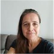 Professeure de français en ligne niveau expert au Certificat Voltaire 2025. Master LEA langues étrangères appliquées.