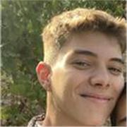 Profesor nativo particular de español y tutor de ESO con formación en Magisterio Infantil + Primaria