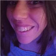 Profesora titulada en Integración Social, teniendo experiencia en hacer apoyo educativo.