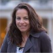 Professeur des écoles, la préparation du concours m'a permise de connaître le programme jusqu'en 3ème.
