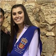 Licencia en Química imparte clases de Química a niños de todas las edades