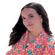 Educadora infantil y maestra de apoyo en todas las materias escolares de primaria. Ademas de música y flamenco