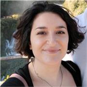 Insegnante di italiano, storia, geografia e latino. Impartisco ripetizioni sia online che in presenza