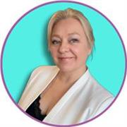 Doświadczona lektorka języka angielskiego dla dorosłych, kobiet i profesjonalistów.