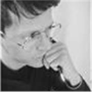 Soy Licenciado en Matemáticas y Especialista en Didáctica y TICs