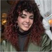 Profesora graduada en ingeniería Biomédica que ofrece Refuerzo escolar en Sevilla | Primaria, ESO y Bachillerato