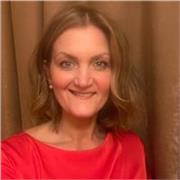 I am a coach and mentor, I am passionate about helping people feel more confident, recognise their strengths and believe in their 