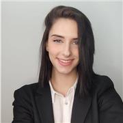 Doy clases de ciencias y laboratorio de forma práctica y cercana, desde bioquímica básica hasta microbiología o matemáticas.