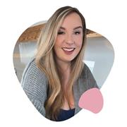 Industry experienced Senior Graphic Design Tutor with a Passion for Creativity and Learning