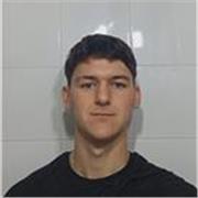 Estudiante de ingles nivel C1 con alto conocimiento del idioma y con dotes para enseñar.