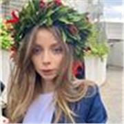 Offro lezioni di storia, filosofia, italiano e scienze umane. Sono laureanda in scienze dell'educazione, sto frequentando una magistrale a Macerata e ho un diploma al liceo psico pedagogico di Camerino