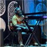 I give private lessons tailored to your musical level and learning needs.