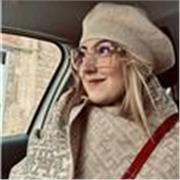 Insegnante di biologia laureata in scienze biologiche, triennale e studente in biologia ambiente e salute umana magistrale