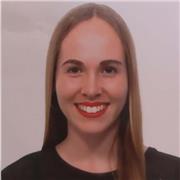 Profesora de apoyo escolar para refuerzo en clases de inglés a nivel escolar y ESO