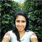 Coach y mentor de preparar el mejor café con las herramientas que tienen en casa,   con 5 años de experiencia. Y 1 año online.