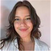 Profesora de Inglés con 5 años de experiencia, ofrece clases particulares a alumnos a partir de 7 años de edad.
