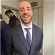 offro lezioni di Storia con un approccio multidisciplinare (Geopolitico, Sociologico, Antropologico ecc).