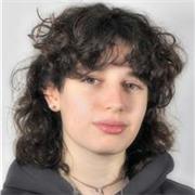 Sono una studentessa universitaria e offro lezioni di storia dell'arte per ragazzi delle medie e superiori