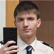 Estudiante de aviación comercial apto para dar clases de inglés y que posee nivel C1 Cambridge (Advanced)