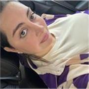 Profesora de español para extranjeros.
Multilingüe con árabe nativo un máster en inglés y un nivel avanzado en francés.