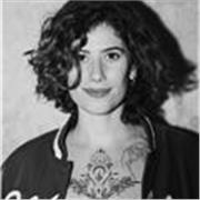 Te acompaño a crear tu proyecto desde la idea hasta la venta, un espacio cuidado para desarrollar tu pontencial