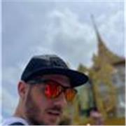 English and Turkish tutor for adults looking to improve their language skills.