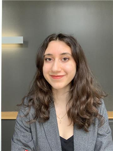Inès
