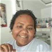 Profesor de apoyo escolar para niños de forma virtual