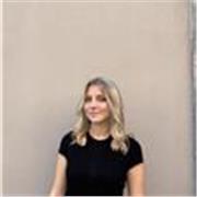 Studentessa universitaria madrelingua inglese offre lezioni di per tutti i livelli ed esigenze