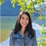 Docente de francés lengua extranjera nativa con más de 10 años de experiencia.