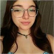 Soy una estudiante de segundo de bachillerato de humanidades. Puedo enseñar lengua e inglés a niños de primaria y de la ESO. 