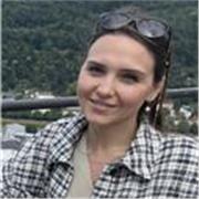 Mathe nervt? Verstehe ich. Ich zeige dir Schritt für Schritt, dass du es kannst – ohne Druck. Online & unkompliziert