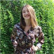 Insegnante laureata in lingue offre corsi di francese per ragazzi delle elementari, medie e superiori