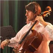 Clases de violonchelo e interpretación musical