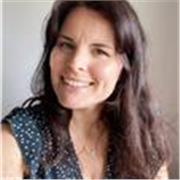ESL teacher with more than 15 years of experience, engaging lessons specially for children, student centered learning 