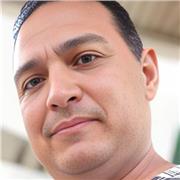 ¡Les saluda un apasionado profesor de Administración y experto en matemáticas! Estoy aquí para ayudarlos a navegar por el complejo mundo de los negocios y la contabilidad, y mostrarles cómo las matemáticas pueden ser una herramienta valiosa para alcanzar