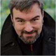 Profesor especializado en enseñar a argumentar y hablar en público