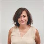 Profesora de matemáticas apta para niveles de primaria y ES